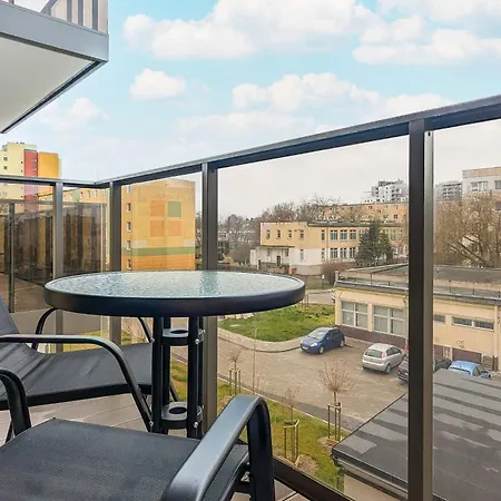 Family With Parking Near Brzezno By Renters Gdansk